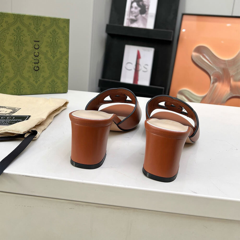 GUCCI Women s Interlocking G slide sandal