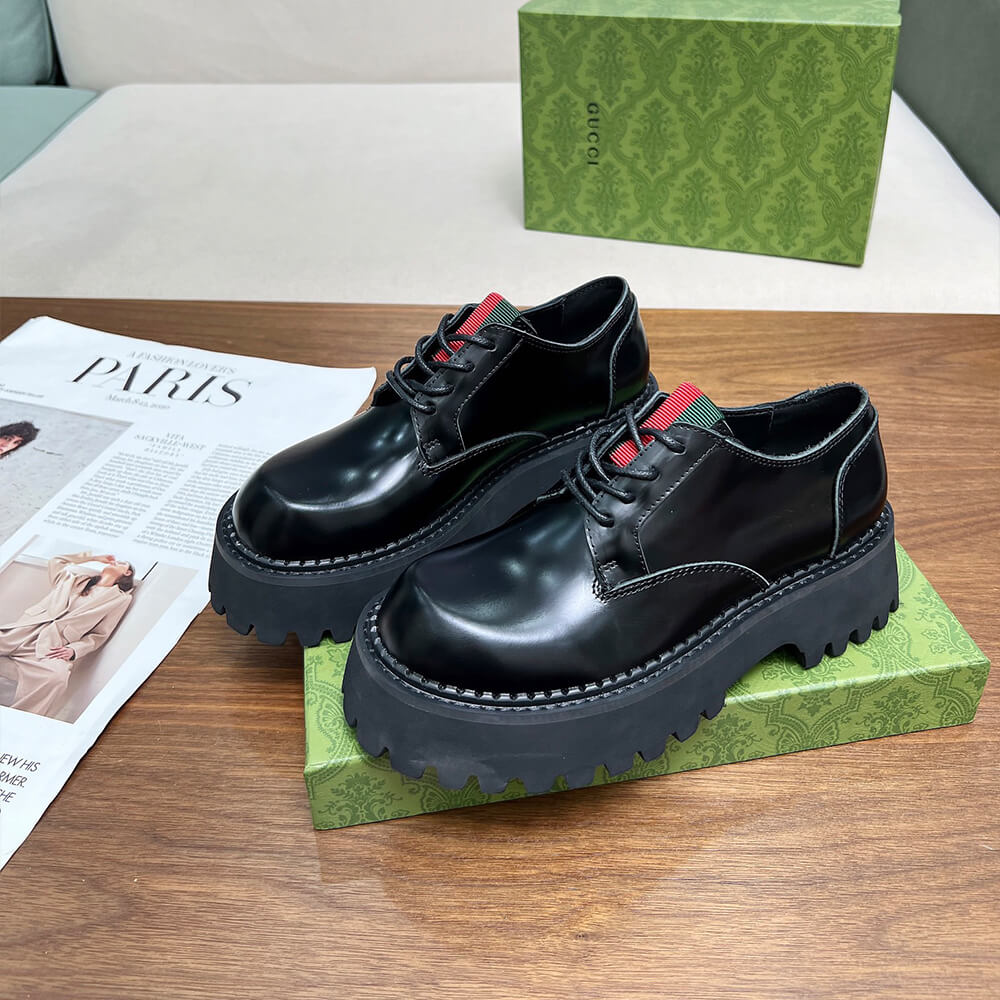 GUCCI Women s lace-up with Web