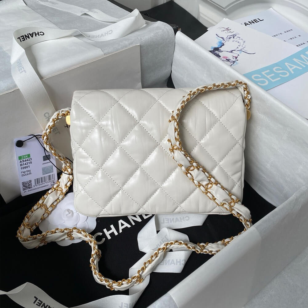 CHANEL MINI FLAP