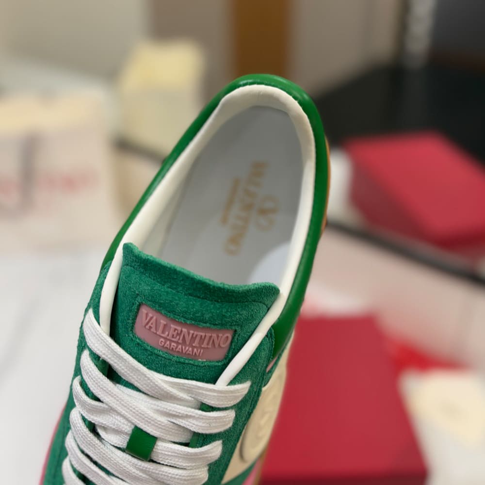 VALENTINO UPVILLAGE women s low-top sneakers