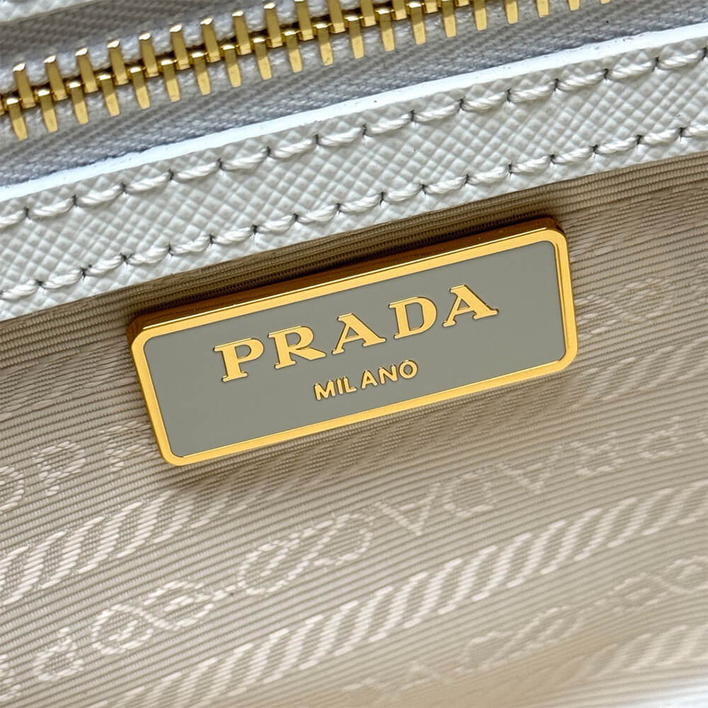 Prada Small Prada Galleria Saffiano leather bag(HIGH-END GRADE)