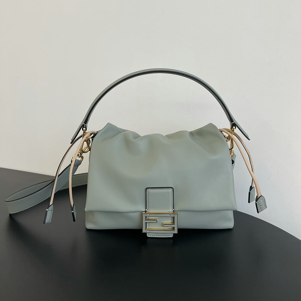 Fendi Mamma Baguette Medium(high-end grade)