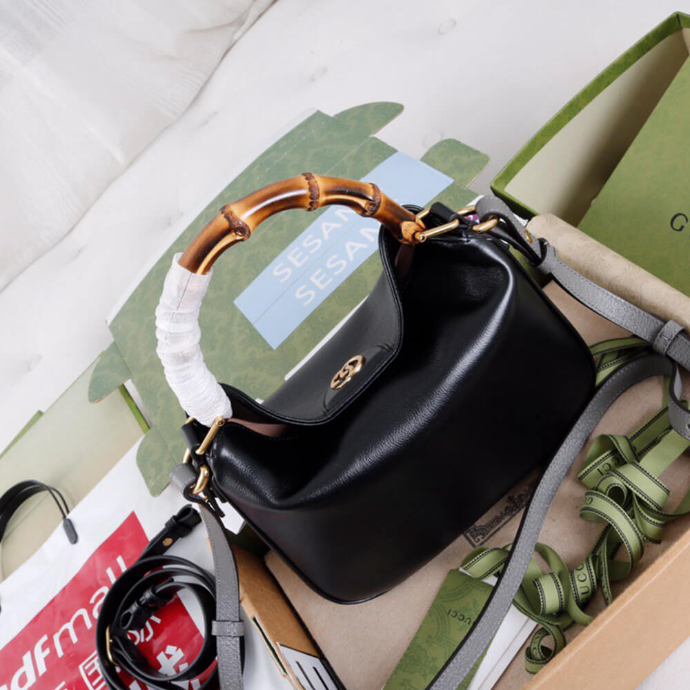 Gucci Diana small shoulder bag