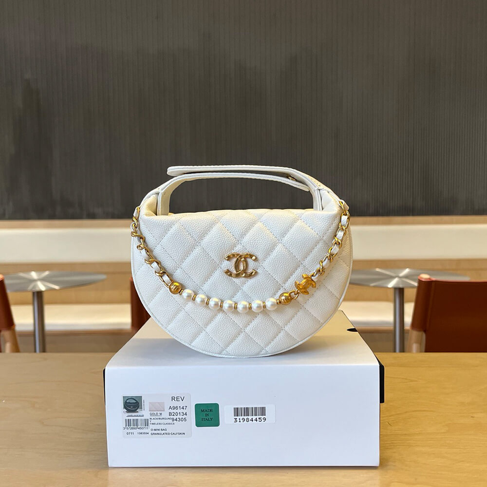 Chanel Pouch(HIGH-END GRADE)
