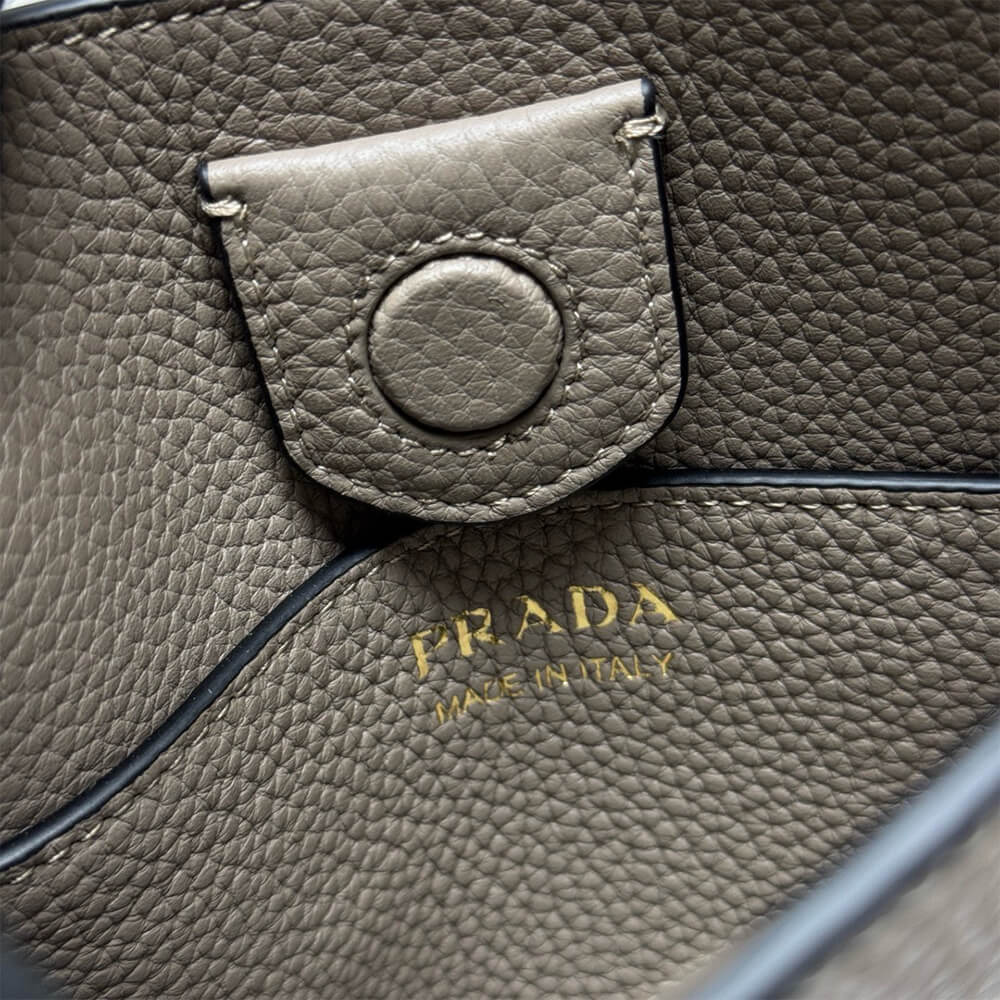 Prada Leather mini shoulder bag(HIGH-END GRADE)