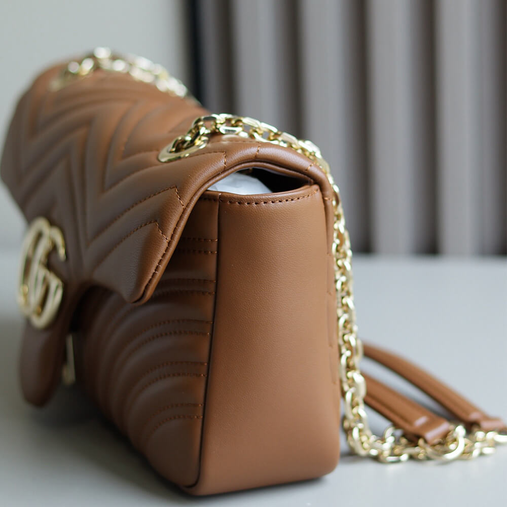 NEW GG Marmont medium shoulder bag