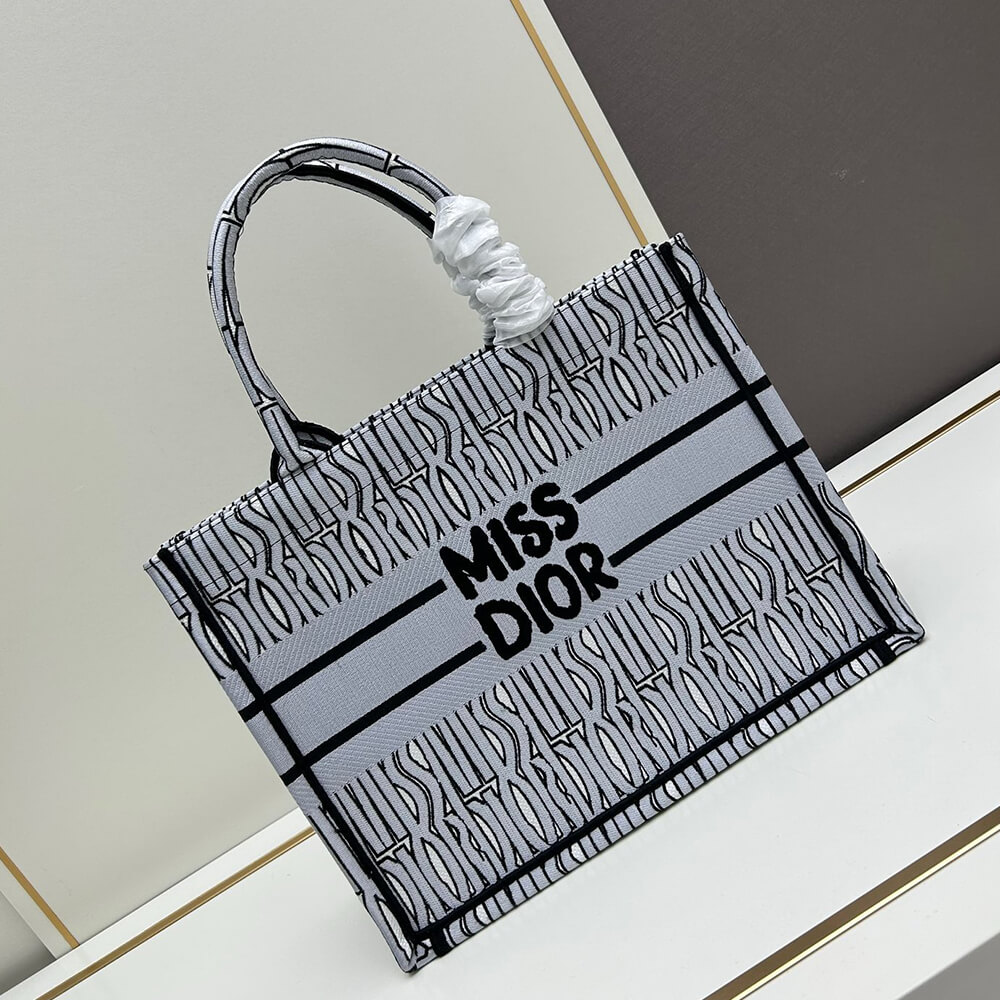 Medium Dior Book Tote
