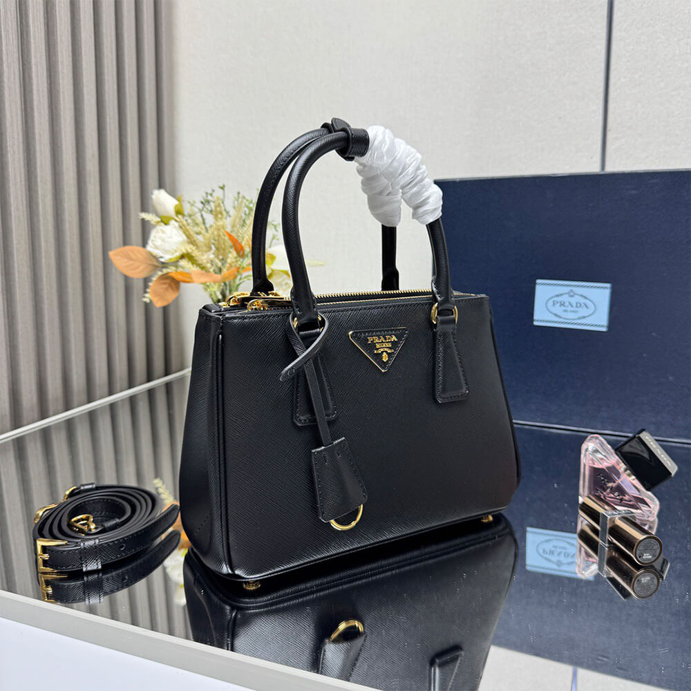 Prada Small Prada Galleria Saffiano leather bag(HIGH-END GRADE)